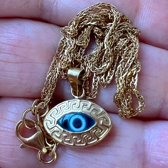 VINTAGE 14K YELLOW GOLD BLUE EVIL EYE CHARM PENDANT CHAIN NECKLACE LOBSTER LOCK